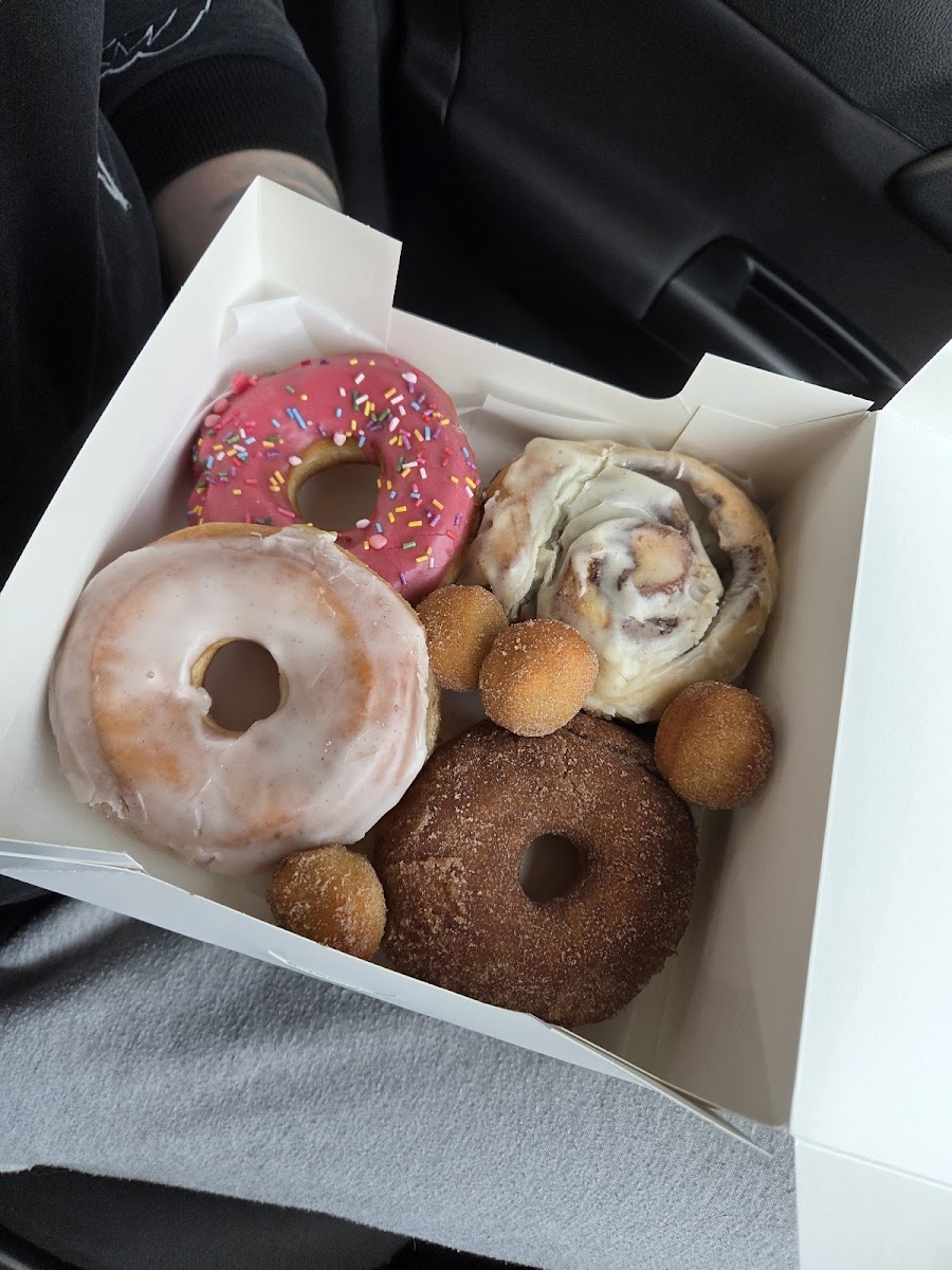 Say Doughnuts Bedford Photos 2